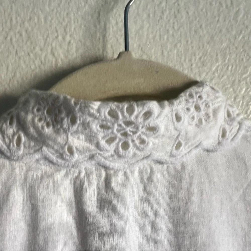 Ann Taylor Elegant White Eyelet Blouse Classic Size M NWT - Picture 10 of 15